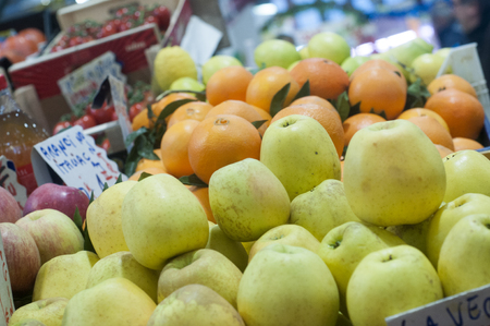 Apple showcase at the farmers Marketの写真素材