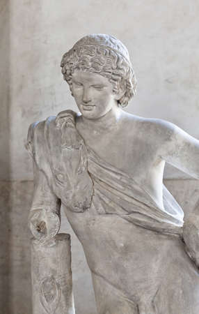 School of sculptors, restoration of sculptures, copy, workshop repair depot