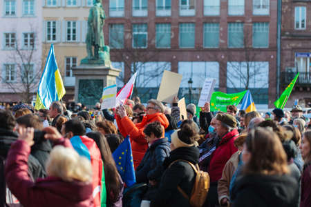 Strasbourg against war on Ukraine, 26 February 2022, against Putin, place Kleberのeditorial素材