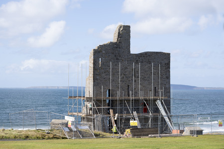 ballybunion castle surrounded by scafolding while under repairのeditorial素材