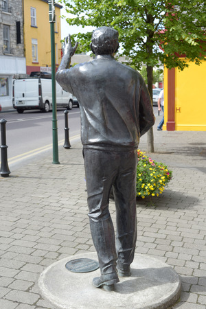 statue of John b Keane in listowel county kerry irelandの写真素材