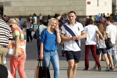 Warsaw Poland, June, 2014.Women on the streets of Warsaw.Scenes from everyday life on the streets of Warsaw in the summer days.のeditorial素材