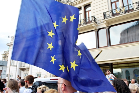 Warsaw, Poland. 24 July 2017. Protesters rally in front of the presidential palace in Warsaw. Protesters hold posters readingのeditorial素材