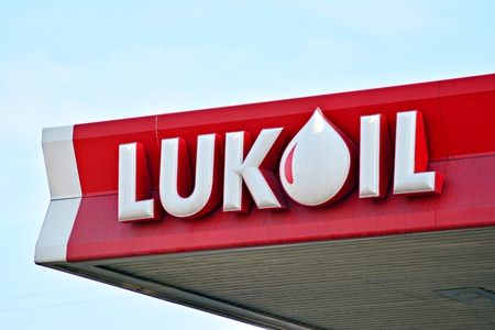 Warsaw, Poland. 12 March 2018. Sign Lukoil. Company signboard Lukoil.のeditorial素材