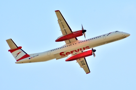 Warsaw, Poland. 4 May 2018. Passenger airplane Bombardier Dash 8 Q400 - Austrian Airlines is flying from the Warsaw Chopin Airportのeditorial素材