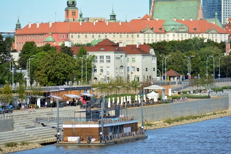 Warsaw, Poland. 12 August 2018. Vistulan Boulevards on the western side of the Vistula River in Warsaw. The promenade at the bank of the Vistula riverのeditorial素材