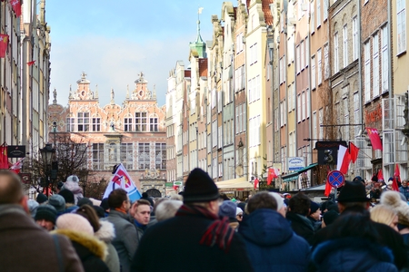 Gdansk, Poland .19 January 2019. Thousands of Poles crowded into the streets of Gdansk to bid farewell to the city's mayor who was murdered. Pawel Adamowicz died on 14 January 2019.のeditorial素材