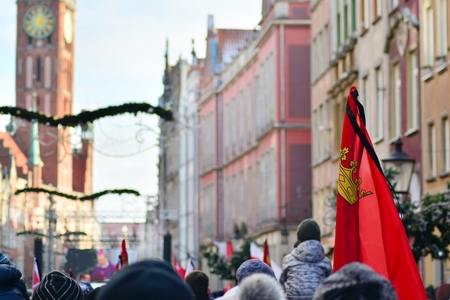 Gdansk, Poland .19 January 2019. Thousands of Poles crowded into the streets of Gdansk to bid farewell to the city's mayor who was murdered. Pawel Adamowicz died on 14 January 2019.のeditorial素材