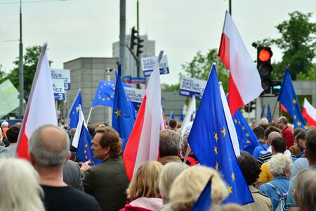 Warsaw, Poland. 18 May 2019.Thousands of opposition supporters marched in the Polish capital to celebrate the nation's European Union membership ahead of the European Parliament election.のeditorial素材