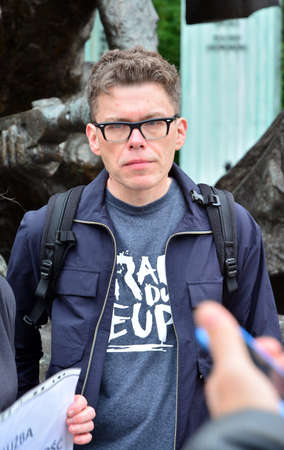 Warsaw, Poland. June 9, 2020. Judge Igor Tuleya. Protest of supporters of Judge Igor Tuleya at the entrance to the Supreme Court. Tuleya is known for criticizing the right-wing government.のeditorial素材