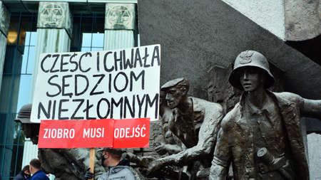 Warsaw, Poland. 9 June 2020. Protest of supporters of Judge Igor Tuleya at the entrance to the Supreme Court. Tuleya is known for criticizing the right-wing government on judicial reform.のeditorial素材