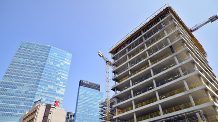 Warsaw, Poland. 5 July 2023. Office building Vibe under construction.のeditorial素材