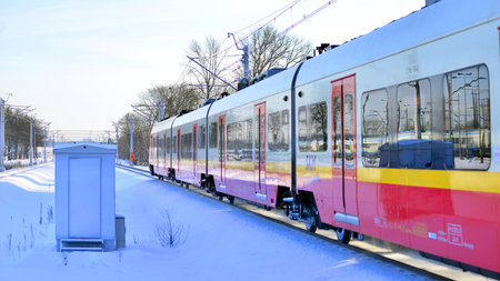 Warsaw, Poland. 5 January 2026. Train of the fast city trains S1 on railway tracks.のeditorial素材