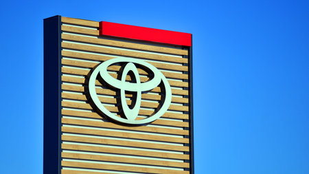 Warsaw, Poland. February 3, 2026. Urban landscape. Neon sign with the inscription: Toyotaのeditorial素材