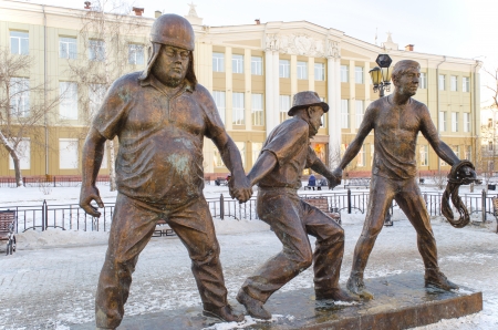 A scene from the film  Caucasian Captive  - Coward, Experienced and Goony  Monument in Irkutskのeditorial素材