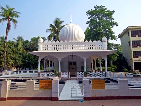 onion domed shrine of poet and musician Lalon Shah, Kushtia, Bangladeshの写真素材