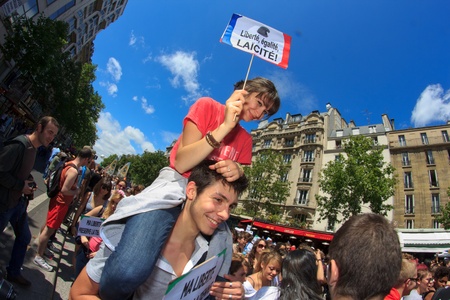 PARIS, FRANCE - June 25. Peoples took part in the Paris Gay Pride parade to support the LGBT's(lesbian, gay, bisexual, and transgender) rights, on June 25, 2011 in Paris, France.のeditorial素材