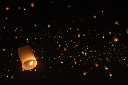 Chiang Mai , Thailand - 24 november 2012 , Yee Peng Festival peoples are enjoy to release floating...