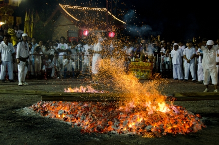 Phuket, THAILAND-OCT 12:Phuket Vegetarian Festival in Phuket peovince- on October 12, 2012 in Phuket, Thailandのeditorial素材
