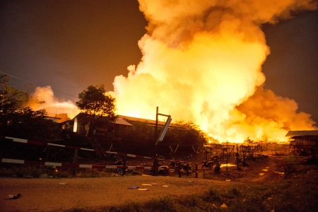 Phuket, THAILAND OCT 16: Fire in Superstore - catch fire in Super Cheap (à¸ºBig Superstore in Phuket) Substantial damage on October 16, 2013 in Phuket, Thailandのeditorial素材