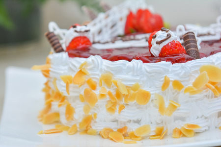 vanilla cake for honeymoon couple, dessertの写真素材