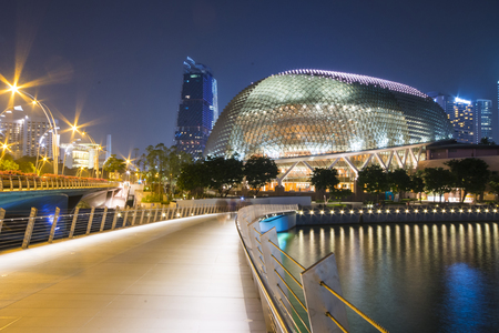 Marina bay sands, SINGAPORE OCTOBER 12, 2015: beautiful walkway to Esplanade at night time, Singapore on October 12, 2015, night lightのeditorial素材