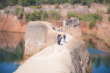 CHIANG MAI, THAILAND - DECEMBER 25, 2015: Grand Canyon Chiang Mai. Reservoir from old soil mine. The name of the place looks like the Grand Canyon, Arizona, United States, north of Thailandのeditorial素材