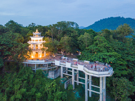 PHUKET, THAILAND - JULY 20, 2017 :Aerial view of beautiful landscape of Khao Rang viewpoint, Phuket, Thailandのeditorial素材