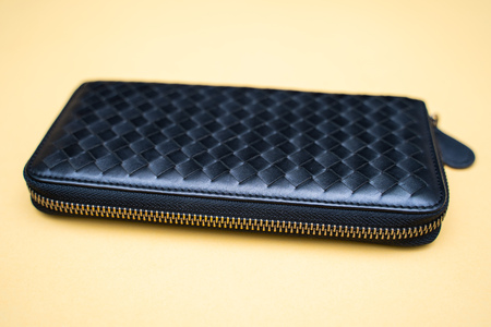 black wallet leather Zip-around, bag