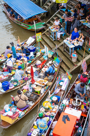 30 March 2019-Thailand::Amphawa floating market,landmarkのeditorial素材