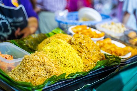 25 July 2019 - Bangkok, Thailand : Pad Thai street food at Khao San Road,Bangkokのeditorial素材