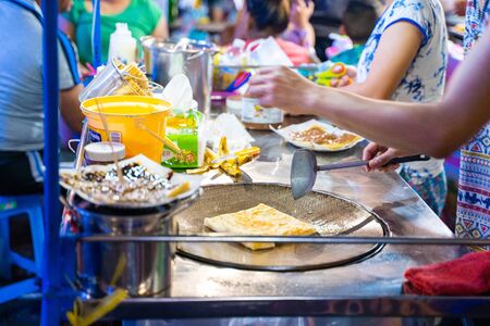 27 July 2019 - Thailand : Roti shop street food at Khao San Road, Bangkokのeditorial素材