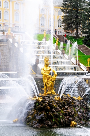 Fountains in Petergof park, Saint-Petersburg, Russiaの写真素材