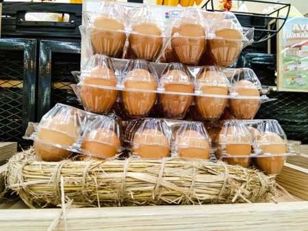 chicken eggs in mica packaging sold in mini markets