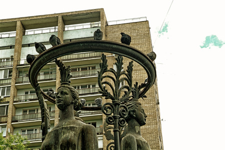 pigeons sitting on the heads of the statues, Moscowの写真素材