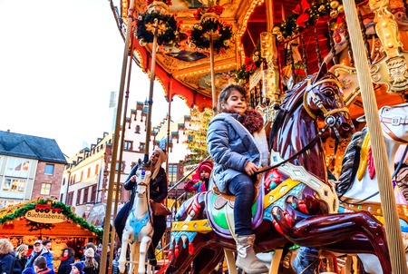 FRANKFURT, GERMANY-DECEMBER 03, 2016: Traditional (since 1393) Christmas Market in historic center of Frankfurt am Main, Germanyのeditorial素材