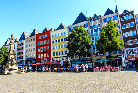 COLOGNE, GERMANY-10 September 2016: A row of colorful houses at the Old Market square in Cologne, Rhineland, Germanyのeditorial素材