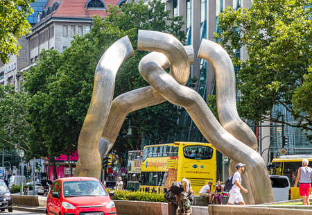 BERLIN, GERMANY-JULY 27, 2018: Tauentzienstrasse Kudamm? modern sculpture, National Monument by Matschinsky-Denninghoff symbolic of a broken Berlin chain.のeditorial素材