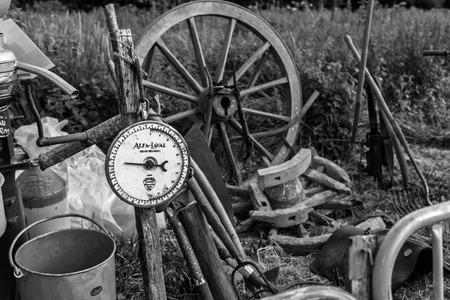 Wagon wheelの写真素材