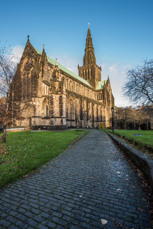 Cobbled path to Glasgow Cathedralの写真素材