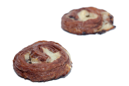 close up of cinnamon roll bakery on white backgroundの写真素材