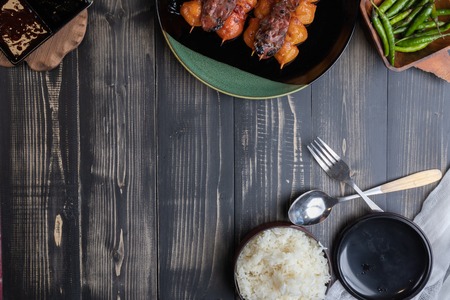 close up of steamed rice with grilled chickenの写真素材