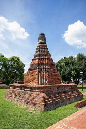 Wat Mahathat ancient at historical park at Ayutthaya Historical Park, Phra Nakhon Si Ayutthaya Province, Thailandの写真素材