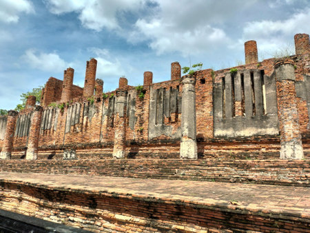 Wat Khudeedao ancient at historical park at Ayutthaya Historical Park, Phra Nakhon Si Ayutthaya Province, Thailandの写真素材