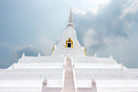 Golden Mountain Pagoda (Chedi Phukhao Thong)