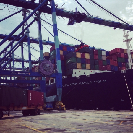 World biggest container ship - Cma Cgm Marco Poloの素材