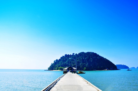 Walkway to beautiful tropical islandの写真素材