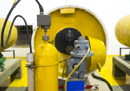 Chlorine cylinder valve
