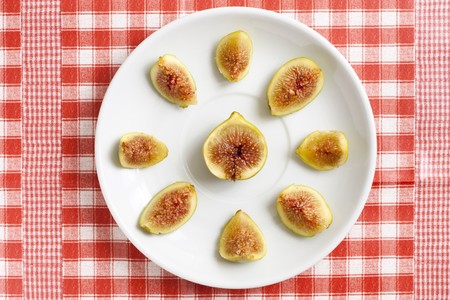Figs in a Dish