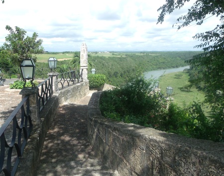 Bridge leading to the viewpoint of the Chavon Riverの写真素材